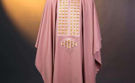 Regal Mauve: Agbada with Square Embroidery & Gold Swarovski Detailing